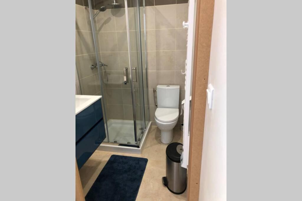 Appartement au calme dans un espace arboré Tourrettes-sur-Loup Extérieur photo